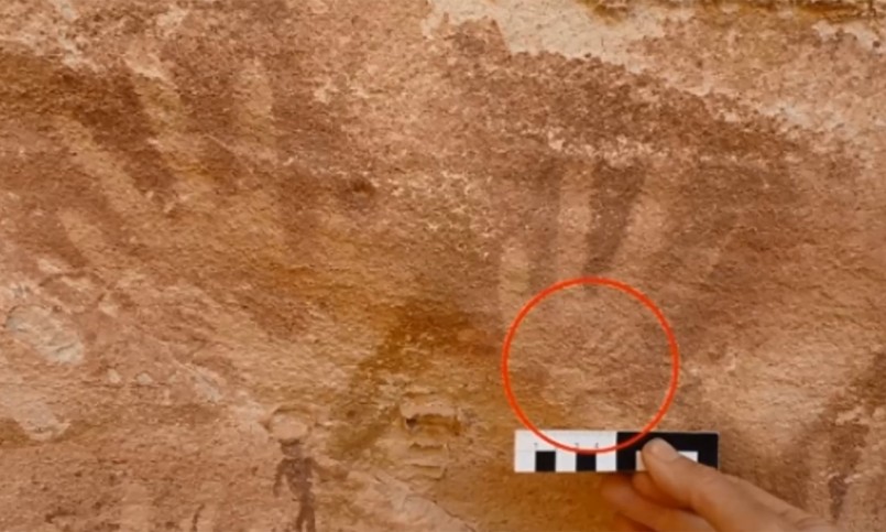 cave of beasts sahara handprints