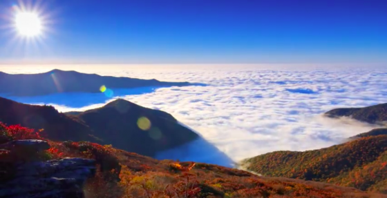 Scenic time lapse showcases incredible mountain views in Asheville